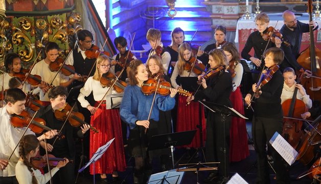 Event image VIVALDI I FOLKEMUSIKALSK DRAKT