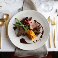 Event image Fire-retters gourmetaften på Hellviktangen - HJORT