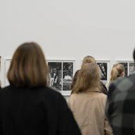 Event image Søndagsomvisning - Lutz Bacher: Burning the Days