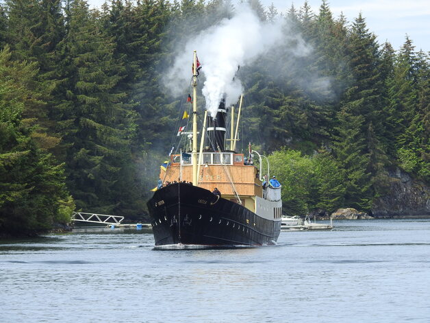 Event image Fra Bjørsvik til Bøvågen med stopp på Hamre, Knarvik og Manger