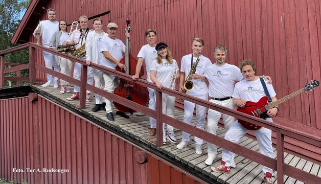 Event image GRACELAND GJØVIK Bakgården på Kaffka 06.06. kl. 21