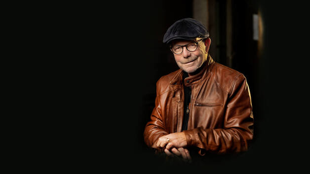 Event image JONAS FJELD setter baggen fra seg - Bakgården på Kaffka 04.07. kl. 21