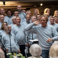 Event image Sommarkonsert i teltet med Songlaget Stordabuen