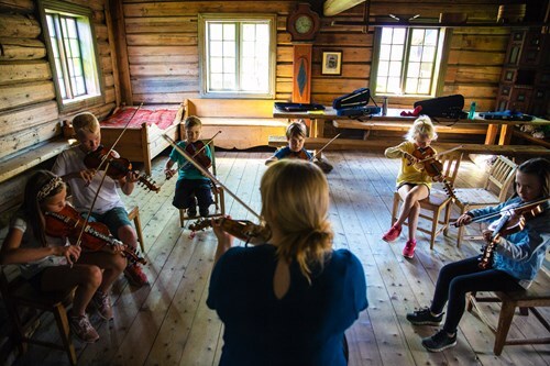 Event image Ministrunken 2026 - hardingfele