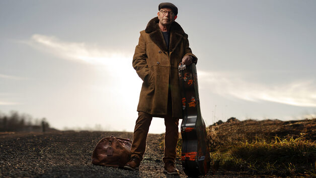 Event image Jonas Fjeld setter bagen fra seg