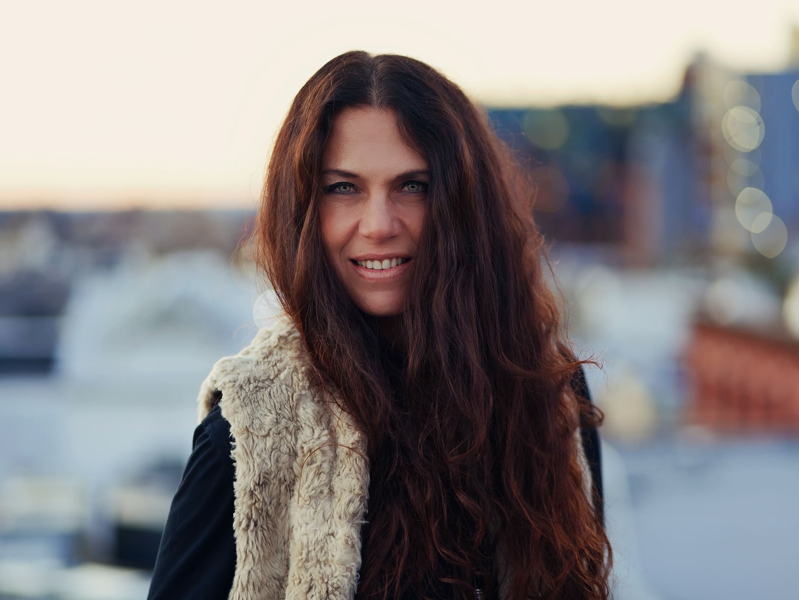 Sari Schorr (US)