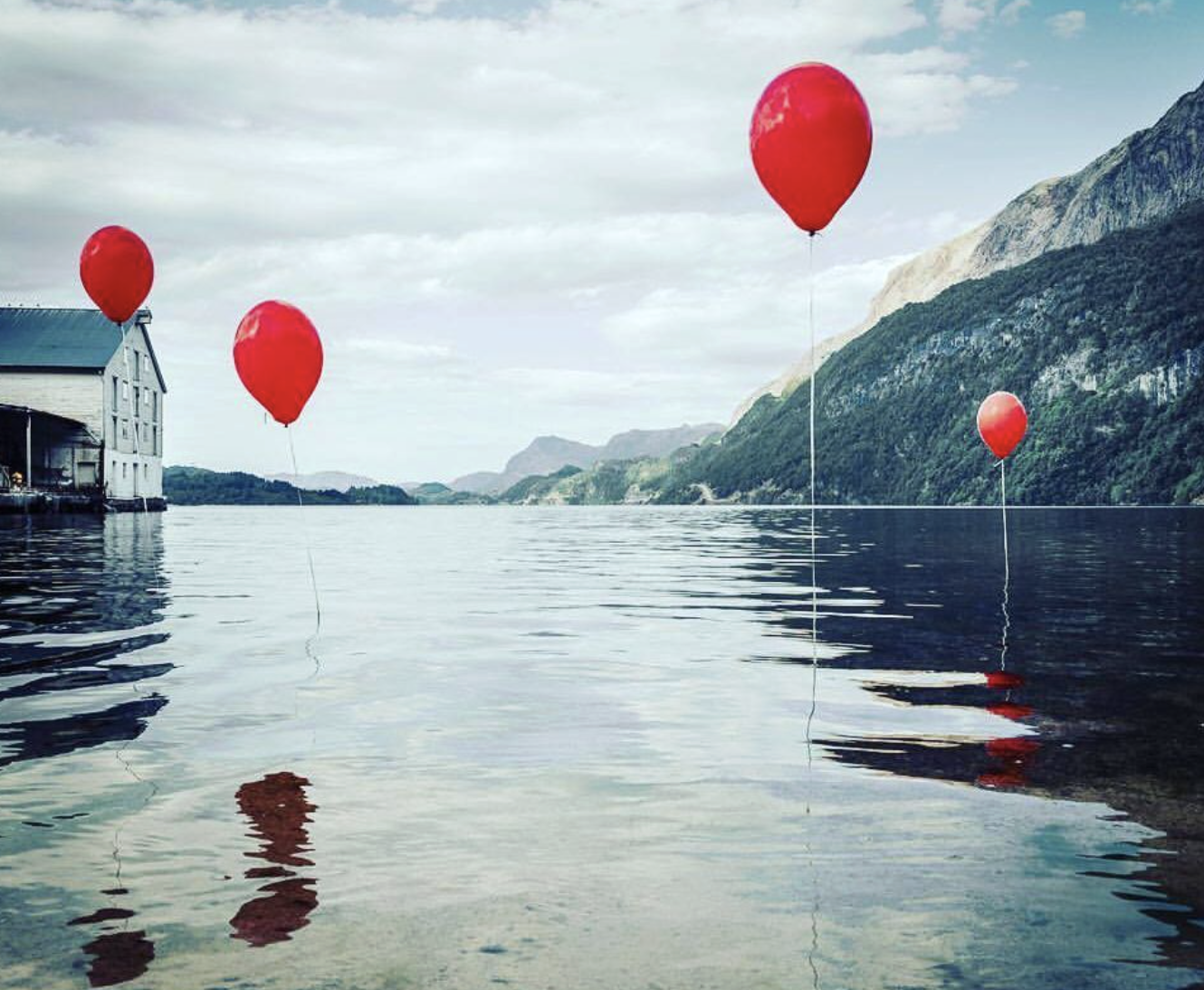 Event image Magisk laurdagsmorgon i Badevika - badstuekonsert med Thea Hjelmeland!