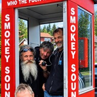 Event image JULESHOW MED SMOKEY SOUND 🎸🎄🎄 Tradisjonell julemat, levende musikk og høy festfaktor!