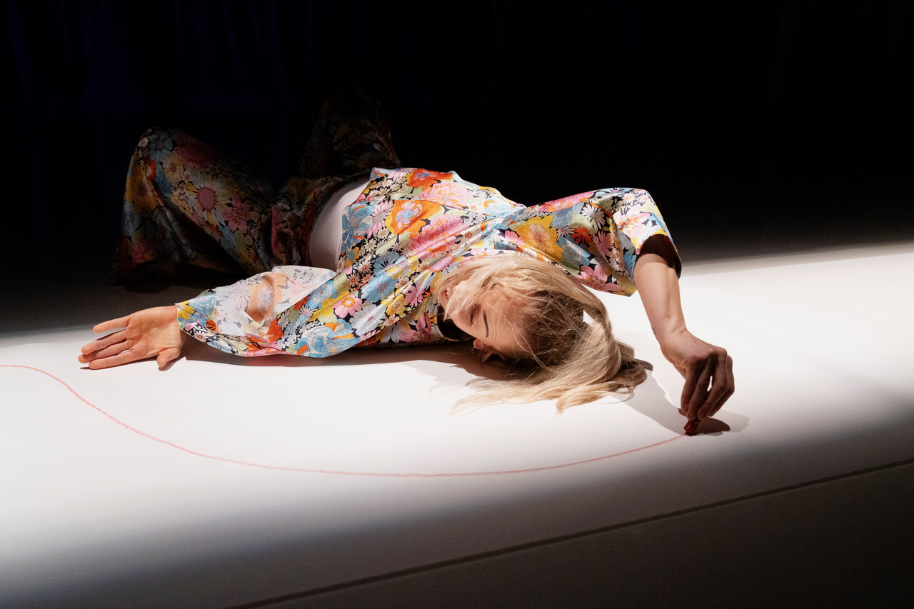 Event image Skriveworkshop med Erika Lindahl | dybwikdans | lørdag 31 oktober kl. 11:00