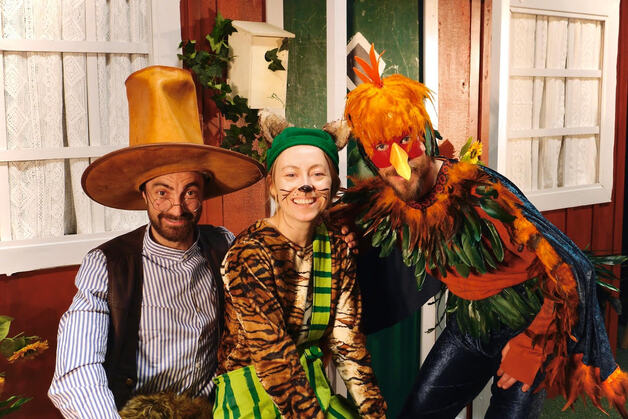 Event image Endelig lørdag! Familieforestilling. Gubben og katten og hanespetaklet med Askeladden friteater
