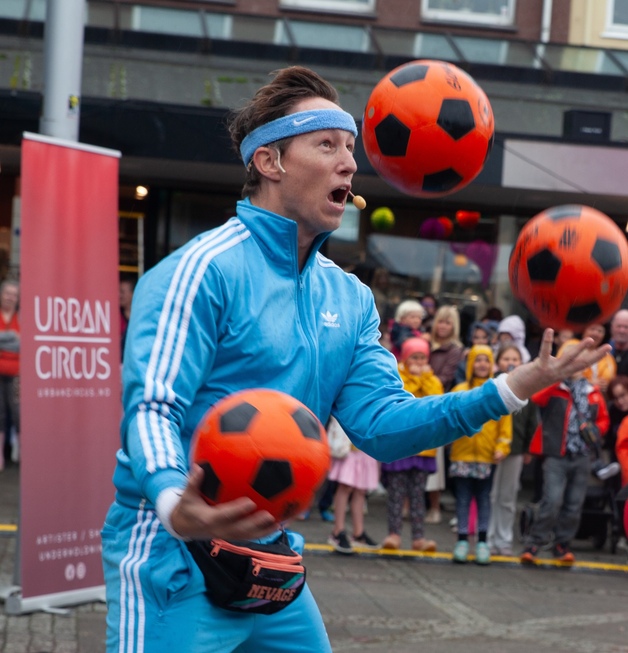 Event image Familiesøndag: Sirkusshow med Mathias Ramfelt