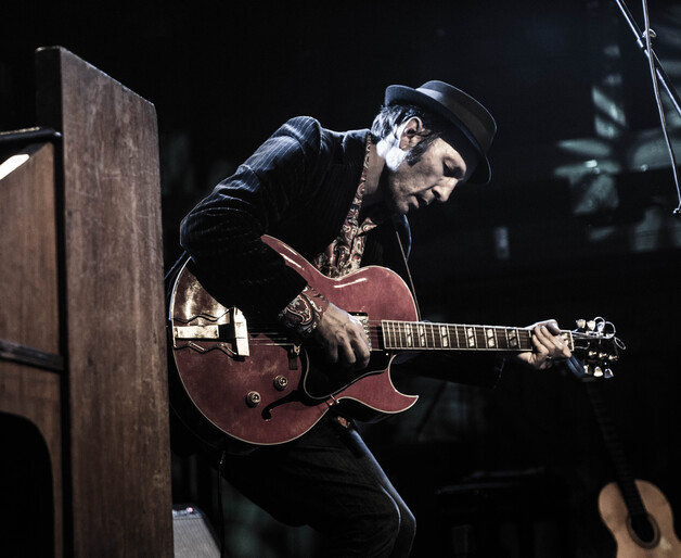 Event image Tom Roger Aadland // Konsert og bokbad