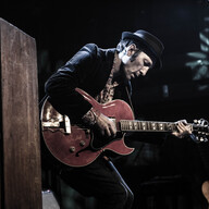 Event image Tom Roger Aadland // Konsert og bokbad