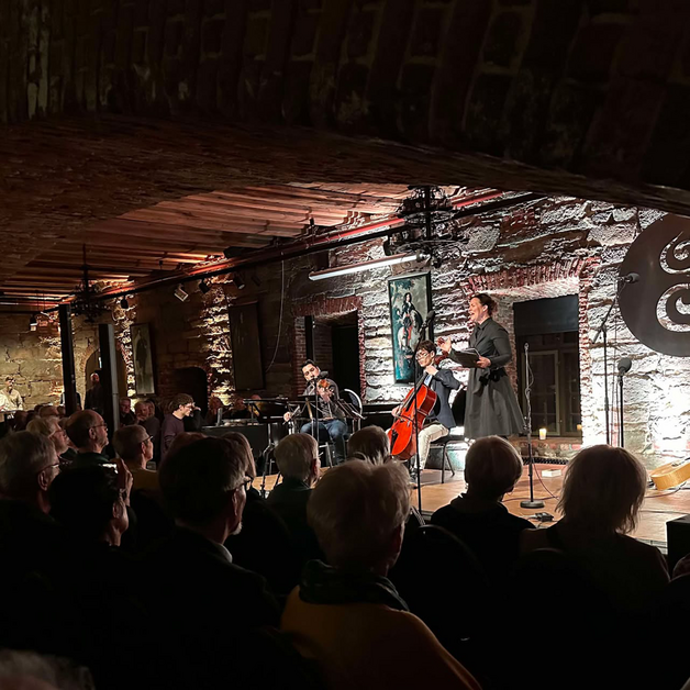 Event image Glogerfestspillene 2026 - Festspillpub fredag "Her blir’e liv!"