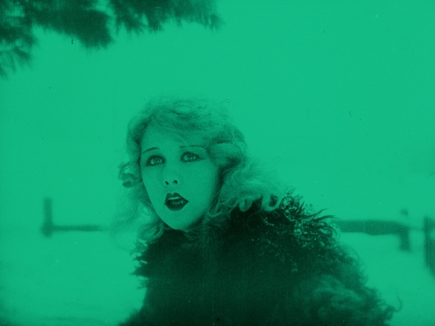 Event image STUMFILMKONSERT: WHITE PARADISE - 4/12 KL. 18:00