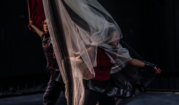 Event image "Curtain"