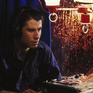 Event image HUFF: BLOW OUT - 8/12 KL. 19:00