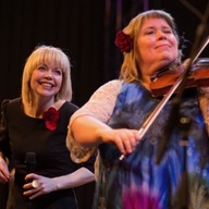 Event image Konsert med Gjertruds sigøynerorkester, Britt Synnøve Johansen og Lærdal songkor