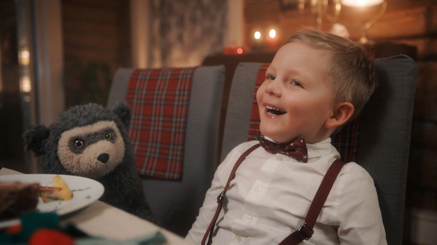 Event image Barnas Cinematek | Brillebjørn feirer jul