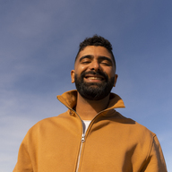 Event image Stempel med Arman Surizehi: Gi faen (på den gode måten)