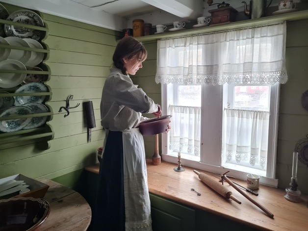 Event image Thea til tjeneste! Førjul anno 1880