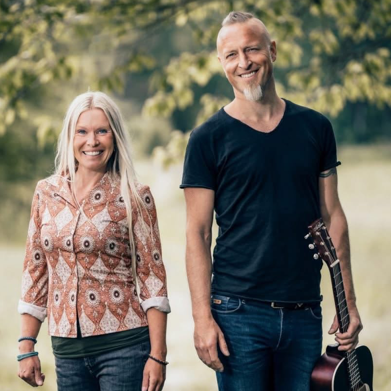 Event image Høstkonsert i Jondalen kirke med Anne Gravir Klykken og Jon Solberg